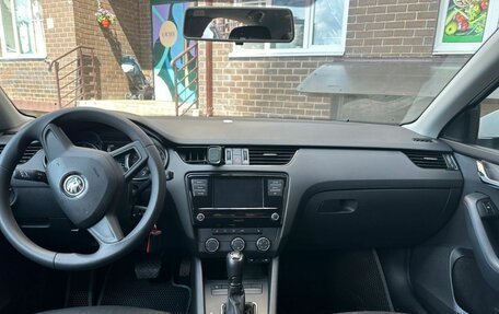 Skoda Octavia, 2017 год, 1 200 000 рублей, 6 фотография