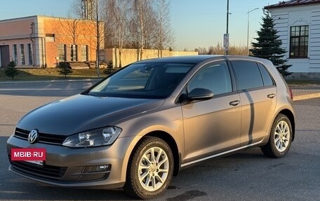 Volkswagen Golf VII, 2014 год, 1 370 000 рублей, 2 фотография