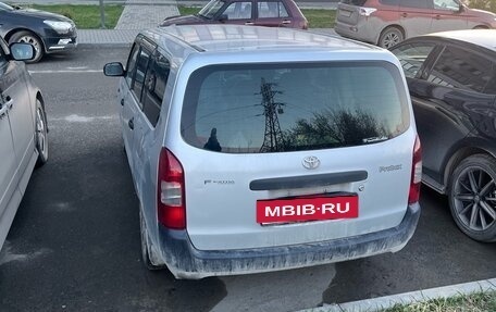 Toyota Probox I, 2002 год, 400 000 рублей, 2 фотография
