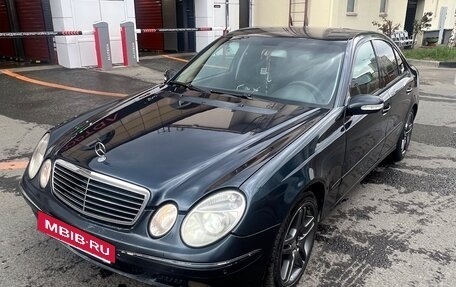 Mercedes-Benz E-Класс, 2002 год, 490 000 рублей, 6 фотография