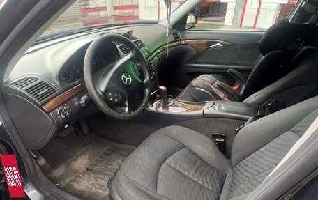 Mercedes-Benz E-Класс, 2002 год, 490 000 рублей, 10 фотография