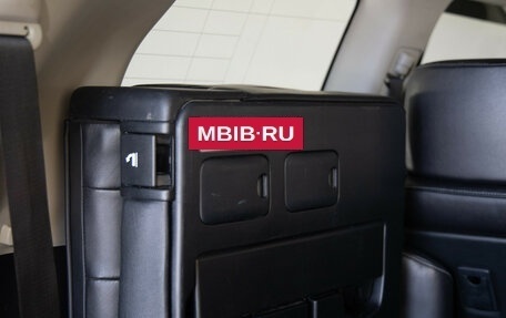 Toyota Land Cruiser 200, 2011 год, 2 499 000 рублей, 14 фотография