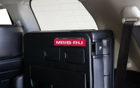 Toyota Land Cruiser 200, 2011 год, 2 499 000 рублей, 17 фотография