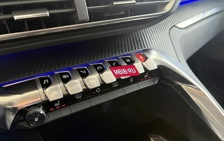 Peugeot 3008 II, 2017 год, 1 699 000 рублей, 14 фотография