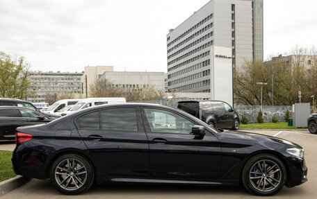 BMW 5 серия, 2018 год, 4 029 000 рублей, 3 фотография