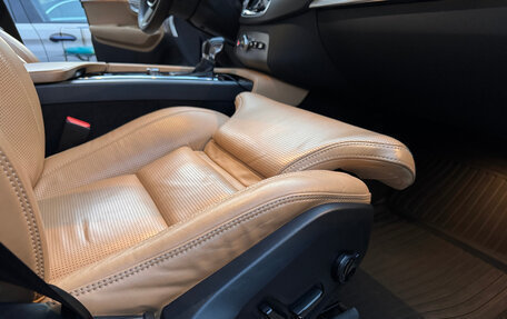 Volvo XC90 II рестайлинг, 2015 год, 3 950 000 рублей, 23 фотография
