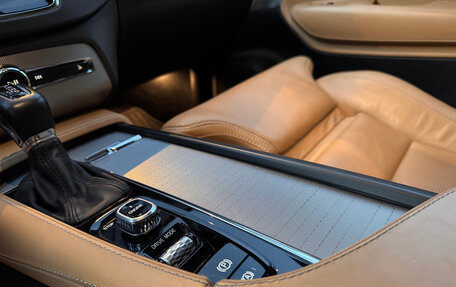 Volvo XC90 II рестайлинг, 2015 год, 3 950 000 рублей, 24 фотография