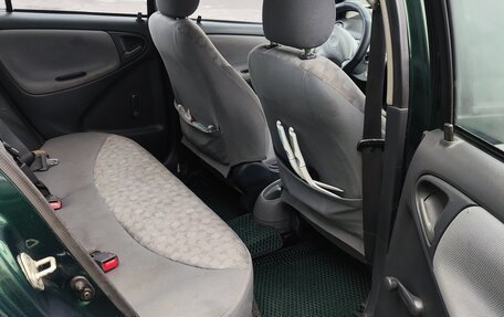 Toyota Echo, 2000 год, 250 000 рублей, 9 фотография