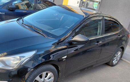 Hyundai Solaris II рестайлинг, 2016 год, 580 000 рублей, 3 фотография
