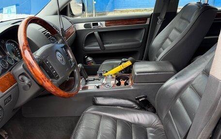Volkswagen Touareg III, 2006 год, 900 000 рублей, 8 фотография