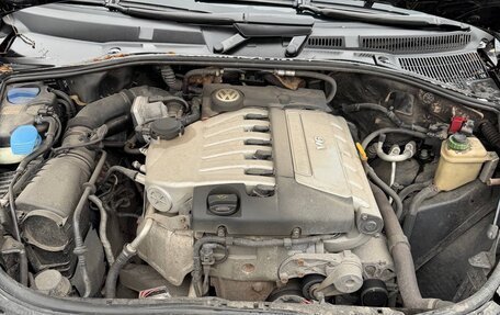 Volkswagen Touareg III, 2006 год, 900 000 рублей, 11 фотография