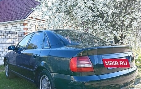 Audi A4, 1999 год, 365 000 рублей, 2 фотография
