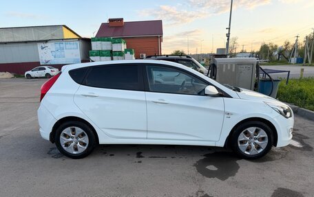 Hyundai Solaris II рестайлинг, 2016 год, 1 200 000 рублей, 3 фотография