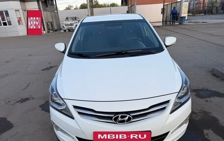 Hyundai Solaris II рестайлинг, 2016 год, 1 200 000 рублей, 2 фотография