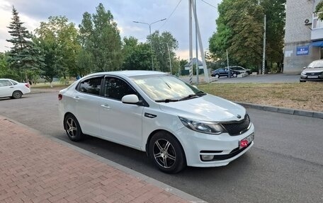 KIA Rio III рестайлинг, 2015 год, 800 000 рублей, 4 фотография