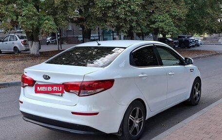 KIA Rio III рестайлинг, 2015 год, 800 000 рублей, 6 фотография