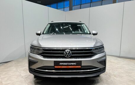 Volkswagen Tiguan II, 2021 год, 2 399 000 рублей, 8 фотография