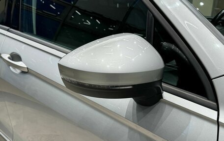 Volkswagen Tiguan II, 2021 год, 2 399 000 рублей, 10 фотография