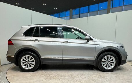 Volkswagen Tiguan II, 2021 год, 2 399 000 рублей, 6 фотография
