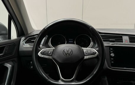 Volkswagen Tiguan II, 2021 год, 2 399 000 рублей, 14 фотография