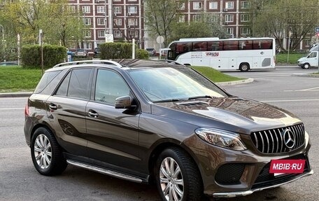 Mercedes-Benz GLE, 2016 год, 3 200 000 рублей, 2 фотография