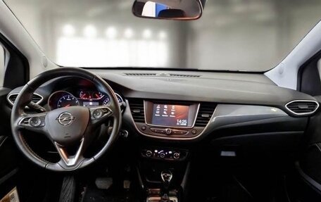Opel Crossland X I, 2022 год, 1 539 000 рублей, 8 фотография