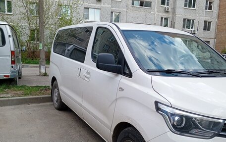 Hyundai H-1 II рестайлинг, 2021 год, 2 550 000 рублей, 4 фотография
