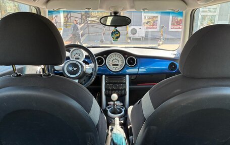 MINI Hatch, 2005 год, 800 000 рублей, 14 фотография