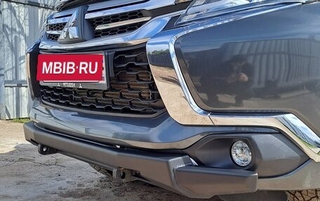 Mitsubishi Pajero Sport III рестайлинг, 2019 год, 3 700 000 рублей, 17 фотография
