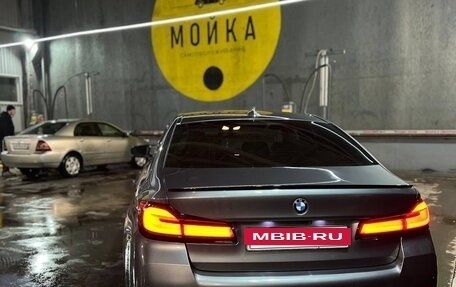 BMW 5 серия, 2021 год, 4 500 000 рублей, 2 фотография