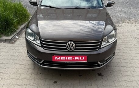 Volkswagen Passat B7, 2012 год, 1 100 000 рублей, 2 фотография
