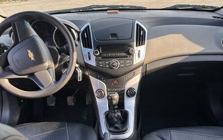 Chevrolet Cruze II, 2014 год, 1 100 000 рублей, 10 фотография