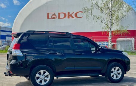Toyota Land Cruiser Prado 150 рестайлинг 2, 2010 год, 2 749 000 рублей, 6 фотография