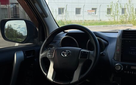 Toyota Land Cruiser Prado 150 рестайлинг 2, 2010 год, 2 749 000 рублей, 28 фотография