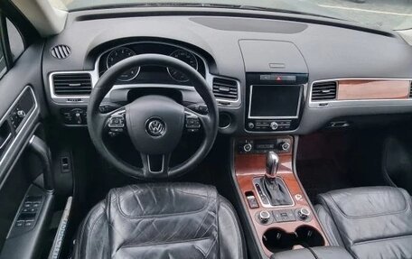 Volkswagen Touareg III, 2010 год, 1 140 000 рублей, 11 фотография