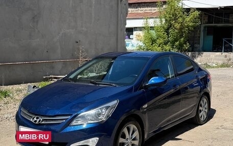 Hyundai Solaris II рестайлинг, 2016 год, 750 000 рублей, 3 фотография