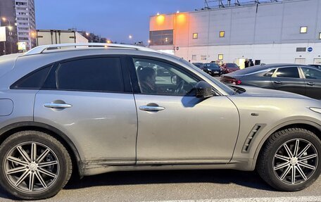 Infiniti FX II, 2011 год, 1 650 000 рублей, 2 фотография
