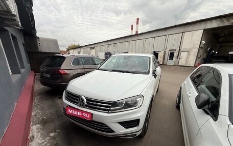 Volkswagen Touareg III, 2016 год, 2 100 000 рублей, 1 фотография