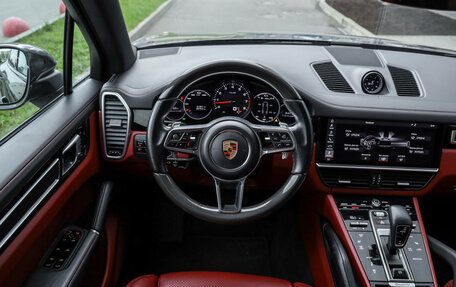 Porsche Cayenne III, 2018 год, 6 099 000 рублей, 14 фотография