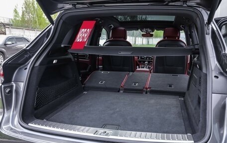 Porsche Cayenne III, 2018 год, 6 099 000 рублей, 39 фотография