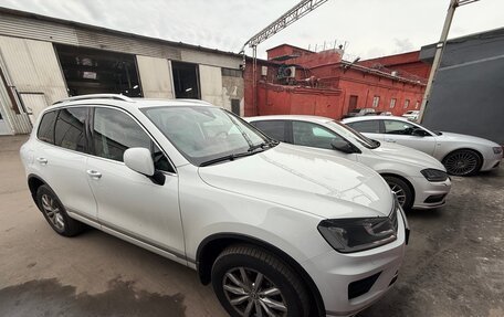 Volkswagen Touareg III, 2016 год, 2 100 000 рублей, 2 фотография