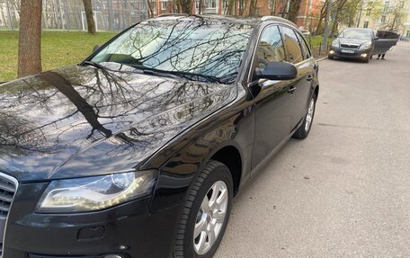 Audi A4, 2011 год, 1 300 000 рублей, 10 фотография