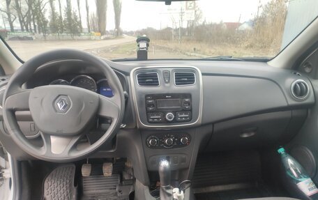 Renault Logan II, 2017 год, 650 000 рублей, 8 фотография