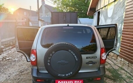 Chevrolet Niva I рестайлинг, 2011 год, 560 000 рублей, 6 фотография