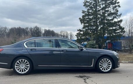 BMW 7 серия, 2019 год, 3 900 000 рублей, 4 фотография