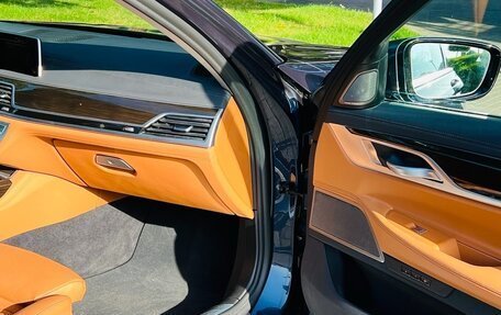 BMW 7 серия, 2019 год, 3 900 000 рублей, 9 фотография