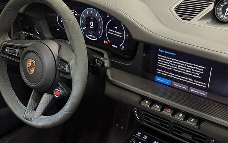 Porsche 911, 2024 год, 26 800 000 рублей, 19 фотография