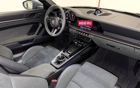 Porsche 911, 2024 год, 26 800 000 рублей, 18 фотография