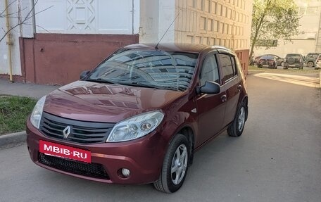 Renault Sandero I, 2013 год, 370 000 рублей, 4 фотография