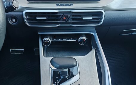 Geely Coolray I, 2023 год, 1 850 000 рублей, 10 фотография